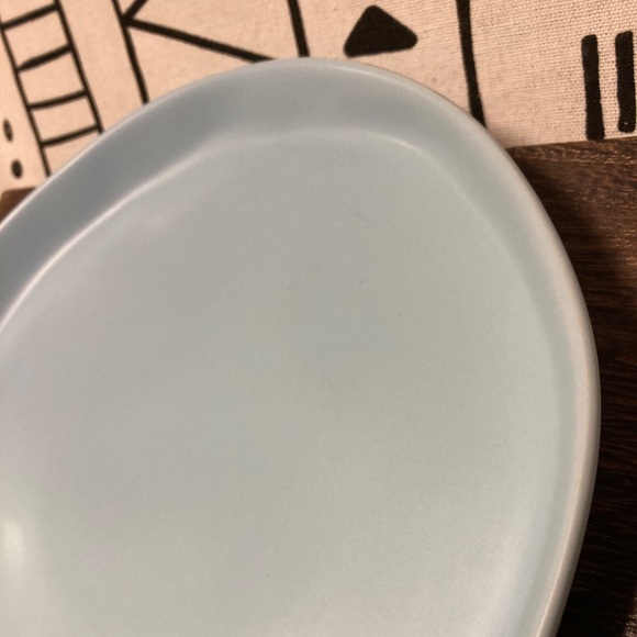 NWOP, LE TAUCI 8” Robins Egg Blue Plate - Picture 3 of 4